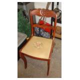 VINTAGE ROSE BACK CHAIR / RW
