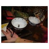 CAT FEED BOWLS ON STAND