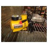 AUTO AIR COMPRESSOR