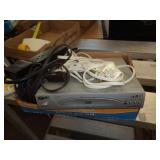 DVD PLAYER & EXTRAS