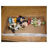 SMALL NUTCRACKERS