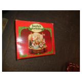 XMAS SANTAS WORKSHOP FIGURE / UT