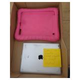 IPAD - COMES ON / SCREEN CRACKED / NO CARD