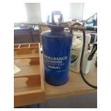 METAL SPRAYER 2GAL