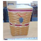 2009 LONGABERGER I U BASKET 12 1/2' T