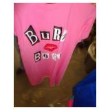 T-SHIRT SZ SMALL T-SHIRT SZ SMALL