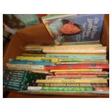 VINTAGE BOOKS / UT VINTAGE BOOKS / UT