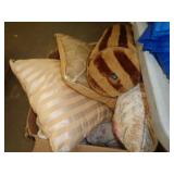 PILLOWS PILLOWS