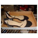 SHOES SZ 5 SHOES SZ 5