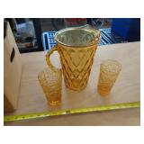 AMBER GLASS PITCHER & 2 GLASSES AMBER GLASS PITCHER & 2 GLASSES