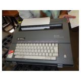 SMITH CORONA TYPEWRITER SMITH CORONA TYPEWRITER