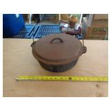 CAST IRON DUTCH OVEN 12' WIDE CAST IRON DUTCH OVEN 12' WIDE