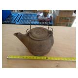 CAST IRON KETTLE CAST IRON KETTLE