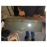 METAL CRAFTSMAN TOOL BOX METAL CRAFTSMAN TOOL BOX