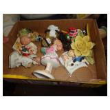 FIGURINES FIGURINES