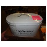 WHITE ENAMEL BREAD BOX WHITE ENAMEL BREAD BOX