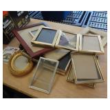 LOT OF PIC FRAMES LOT OF PIC FRAMES