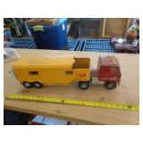 ERTL TRUCK & HORSE TRAILER / METAL ERTL TRUCK & HORSE TRAILER / METAL