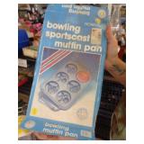 CAST IRON MUFFIN PAN