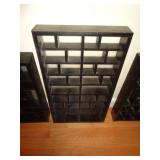DISPLAY SHELF APPROX 2' X 3' / SR US
