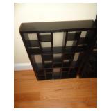 DISPLAY SHELF APPROX 2' X 3' / SR US