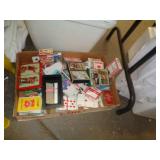 LOT OF PLAYING CARDS / UT