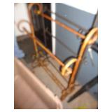 METAL QUILT RACK / LW