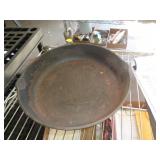 10' CAST IRON SKILLET