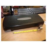 GOLDS GYM STEP EXERCISER