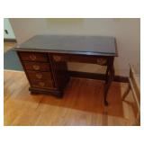DESK 30'TX20'WX46'L / FR