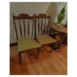2 - CHAIRS / FR