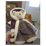 BOYDS BEAR - VICTORIA PLUMBERRY