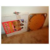 CARROM GAME & EXTRA BOARD / MB US