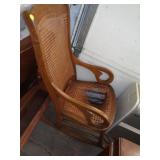 ROCKER / NEEDS RECANING / LW