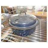 GRANITEWARE POT