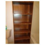 SHELF APPROX 6' T / HWY BTH US