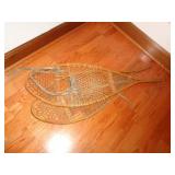 PAIR OF SNOW SHOES / DR