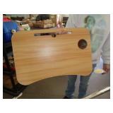 BED TRAY / UT