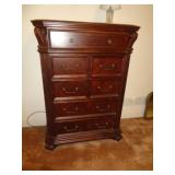 HIGH BOY CHEST 55'TX18'W X 40' L / MB US