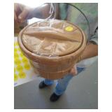 BALED CROCK W LID