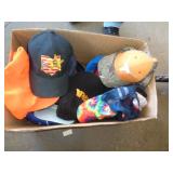 LOT OF HATS / UT