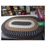18'X28' BRAIDED RUG - BLACK