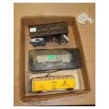 MODEL TRAIN CARS