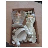 FIGURINES