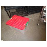 TOTE W LID 68QT