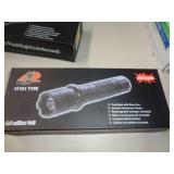 STUN GUN / FLASHLIGHT - BLACK