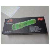 STUN GUN / FLASHLIGHT - GREEN