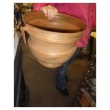 METAL PLANTER
