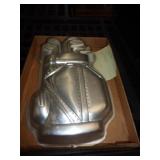 WILTON CAKE PAN