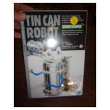 TOY ROBOT